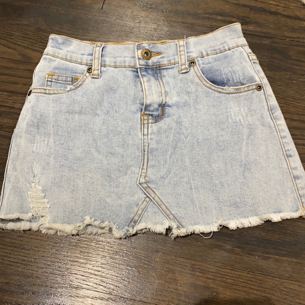 Girls never worn SO NIKKI jean skirt